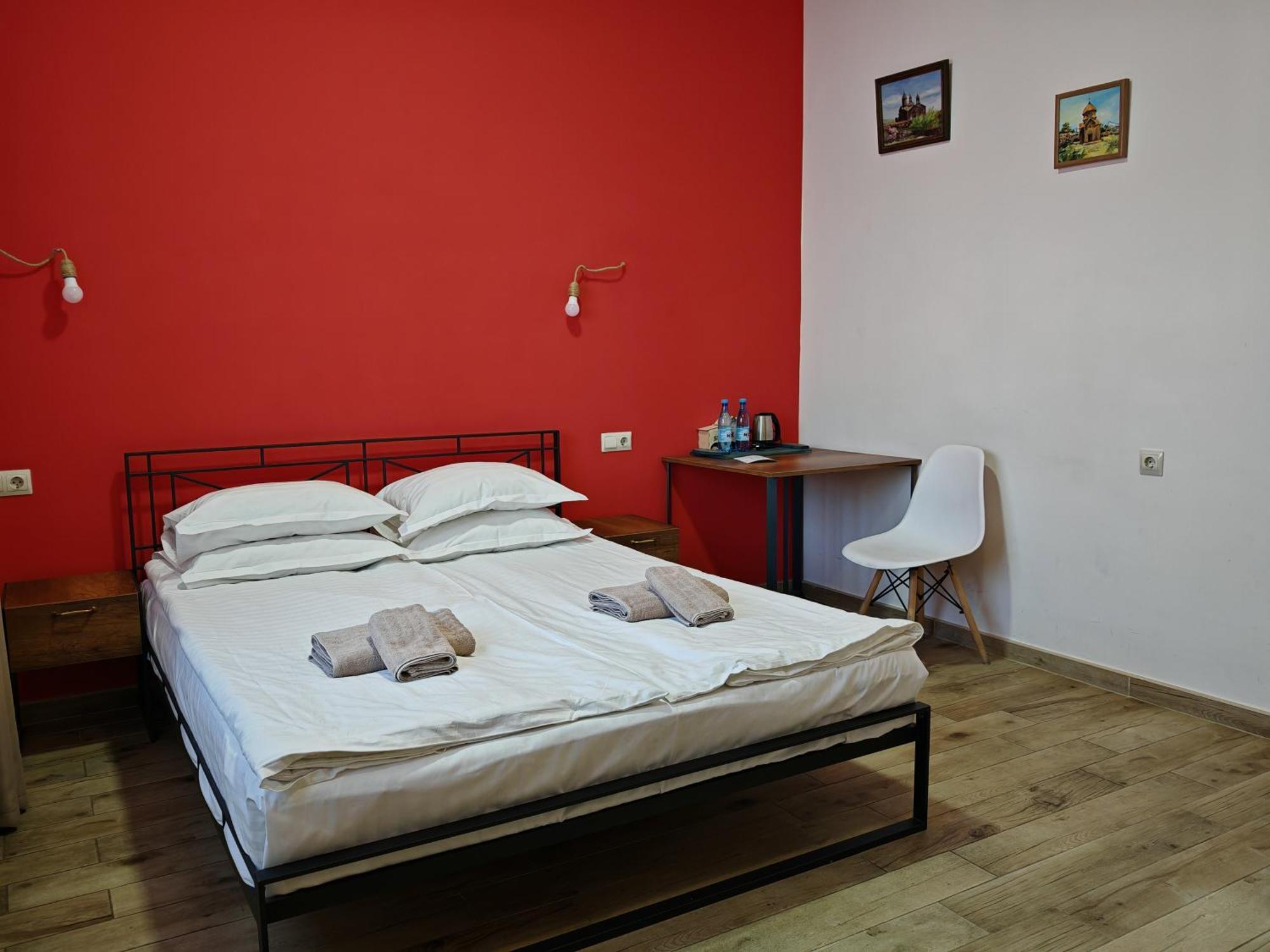 Blur Inn Gallery Yerevan Exterior foto